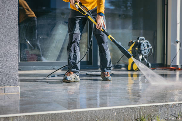 Best Deck and Patio Pressure Washing in Maplewood, MO